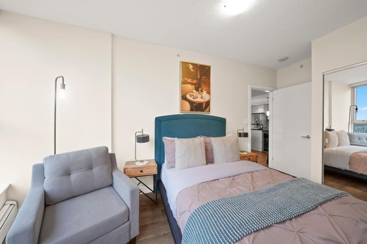 Dazzling Condo By Stadium Downtown With Free Parking Vancouver Buitenkant foto