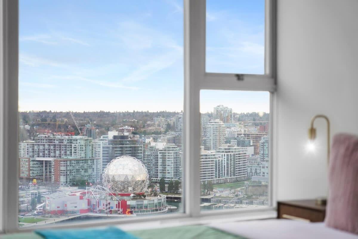Dazzling Condo By Stadium Downtown With Free Parking Vancouver Buitenkant foto